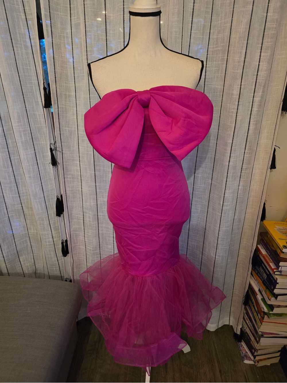 Strapless Fuchsia Bow-Front Mermaid Maxi Dress